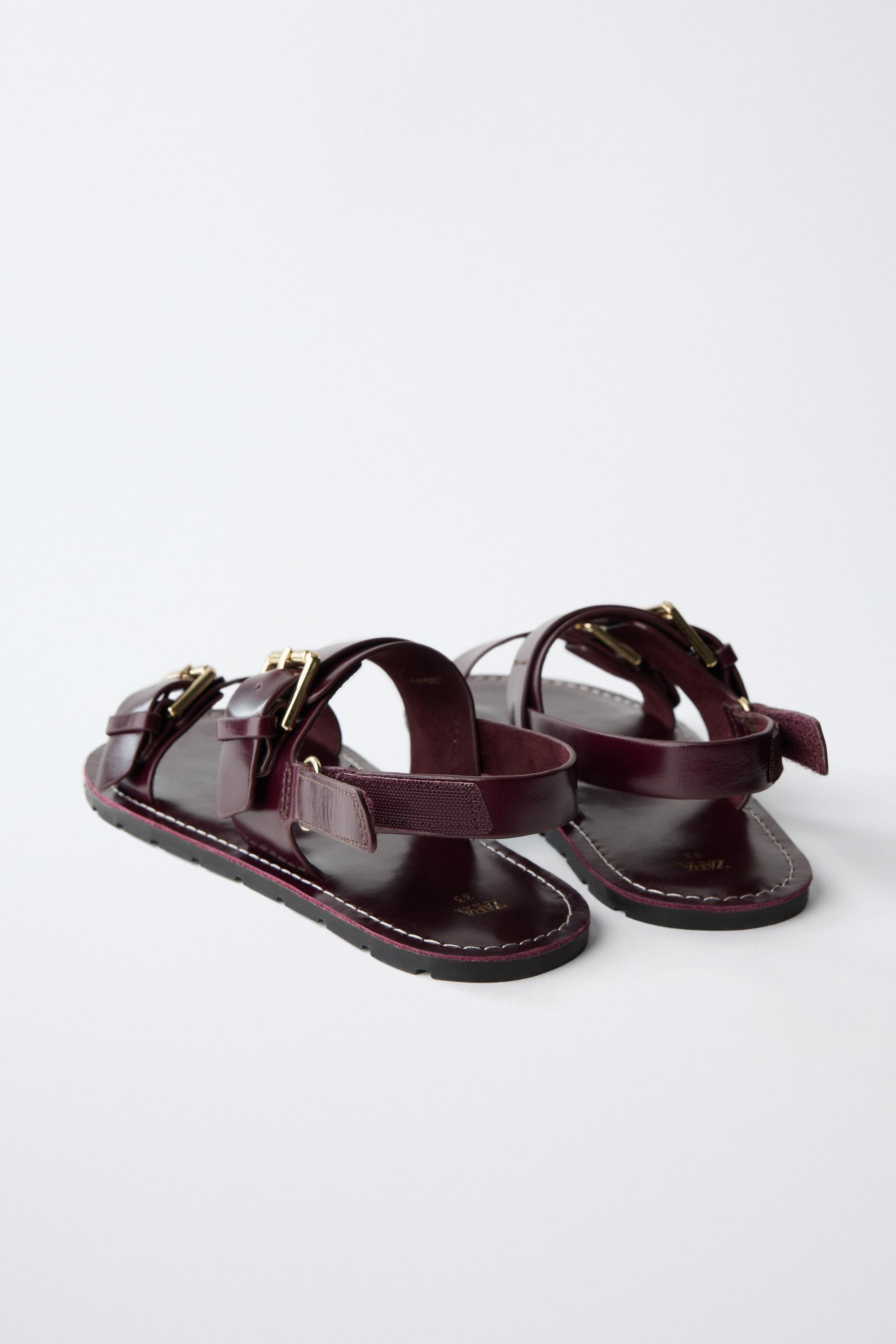 SANDALES À BOUCLES EN CUIR