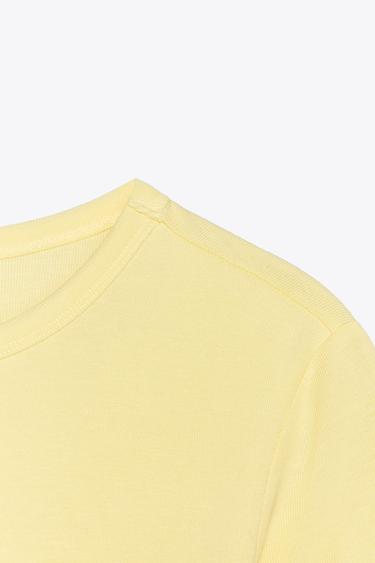 T-SHIRT EN VISCOSE À MANCHES COURTES - Jaune de Zara - Image 5