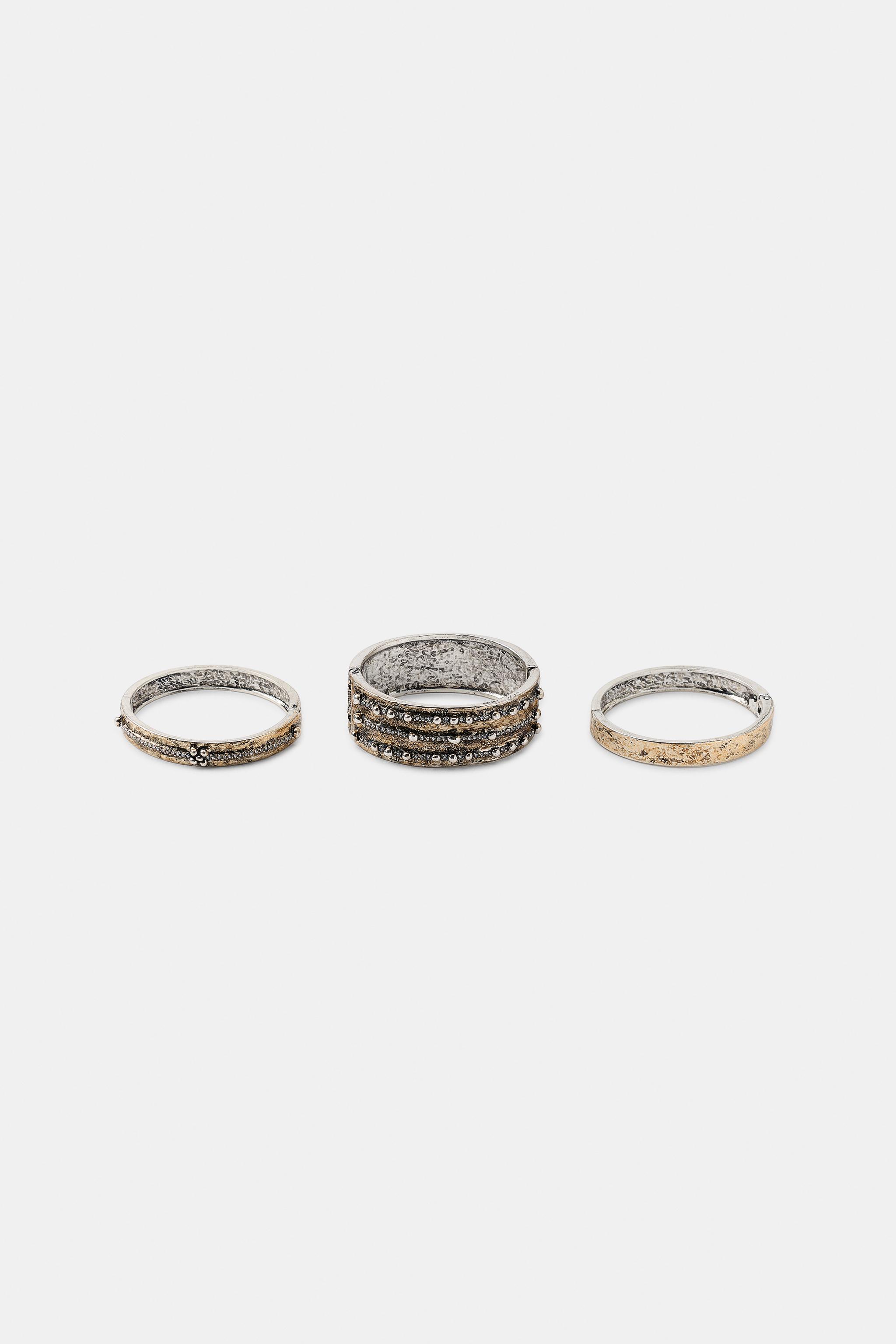 3-PACK OF ENGRAVED SHINY BRACELETS