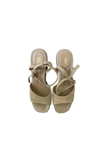 STUDDED SUEDE WEDGE SANDALS. NEW WITHOUT TAGS. NEVER WORN.