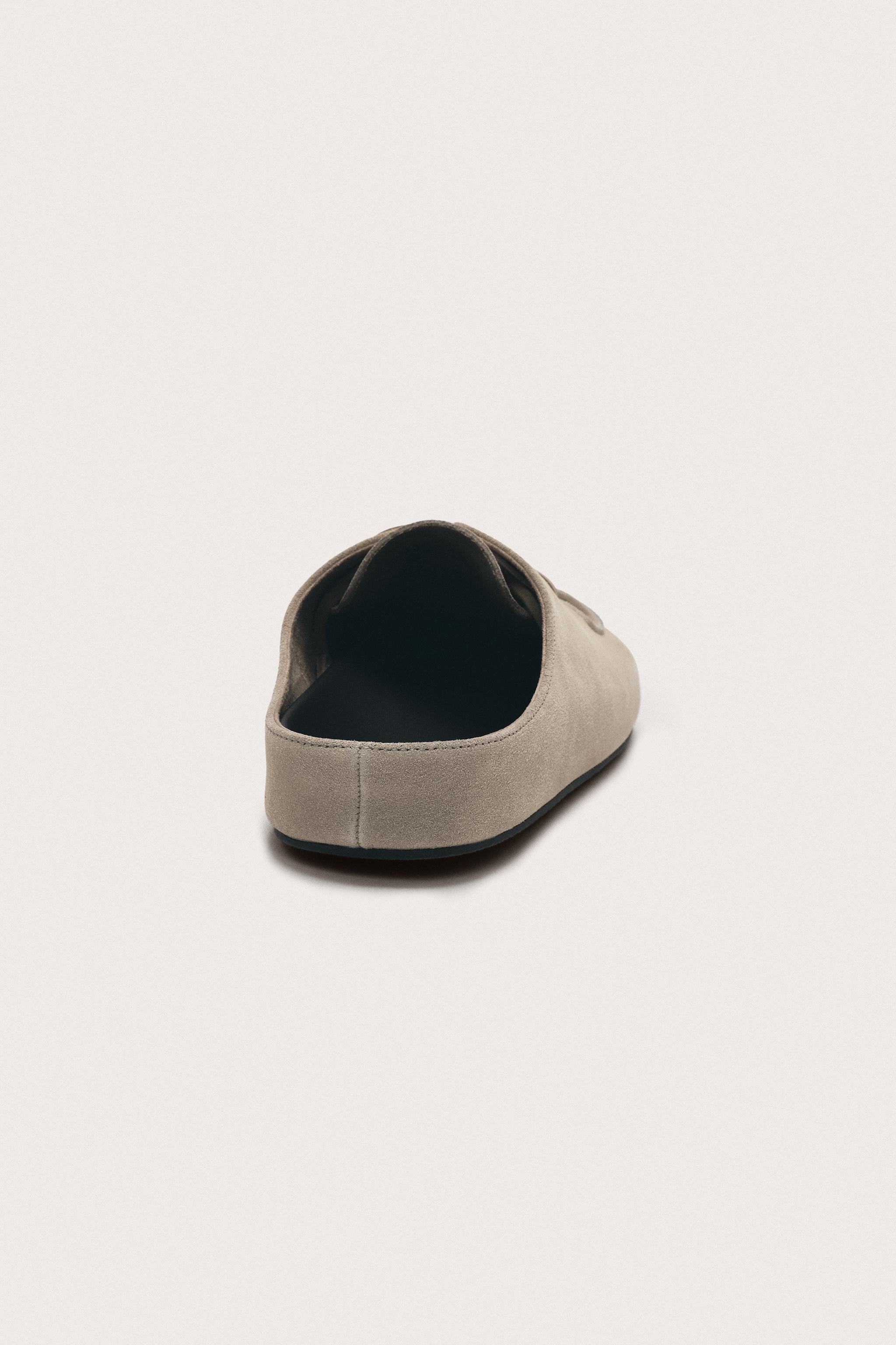 LIMITED EDITION LEATHER CLOGS