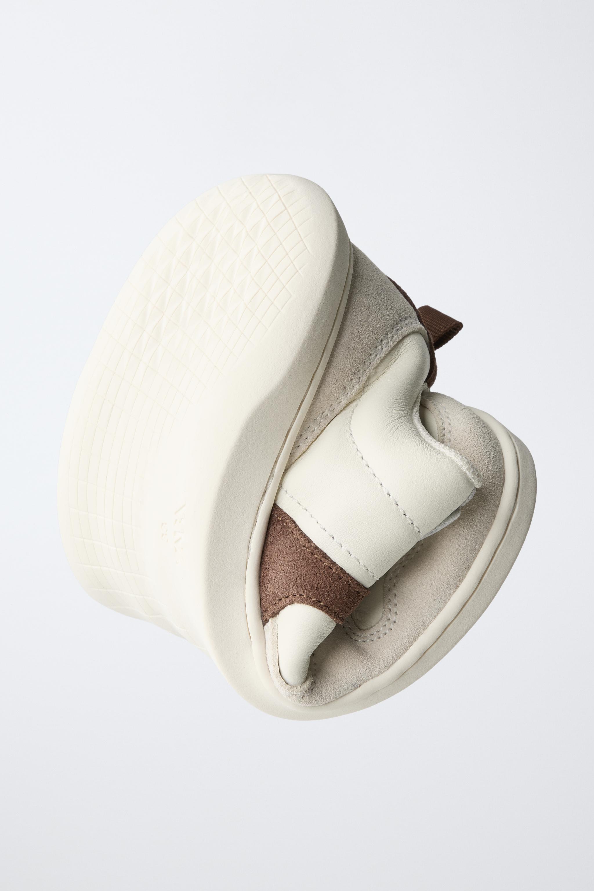 TENNIS BAREFOOT EN CUIR