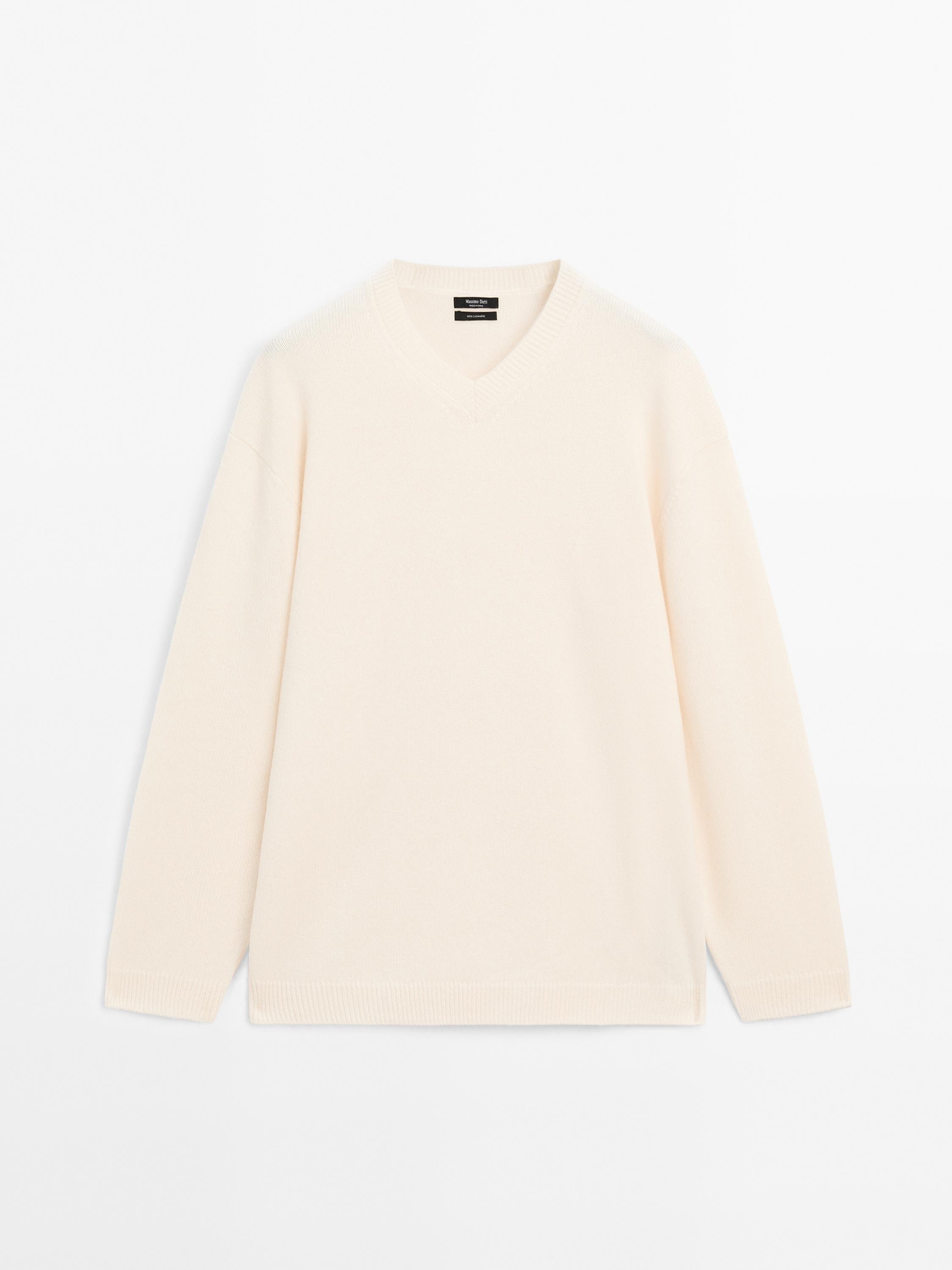 Oversize cashmere V-neck sweater
