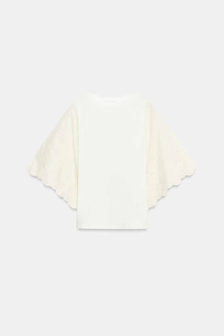 Playera combinada bordada 4