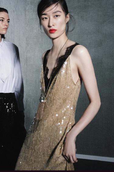 LOOK - Verde de Zara