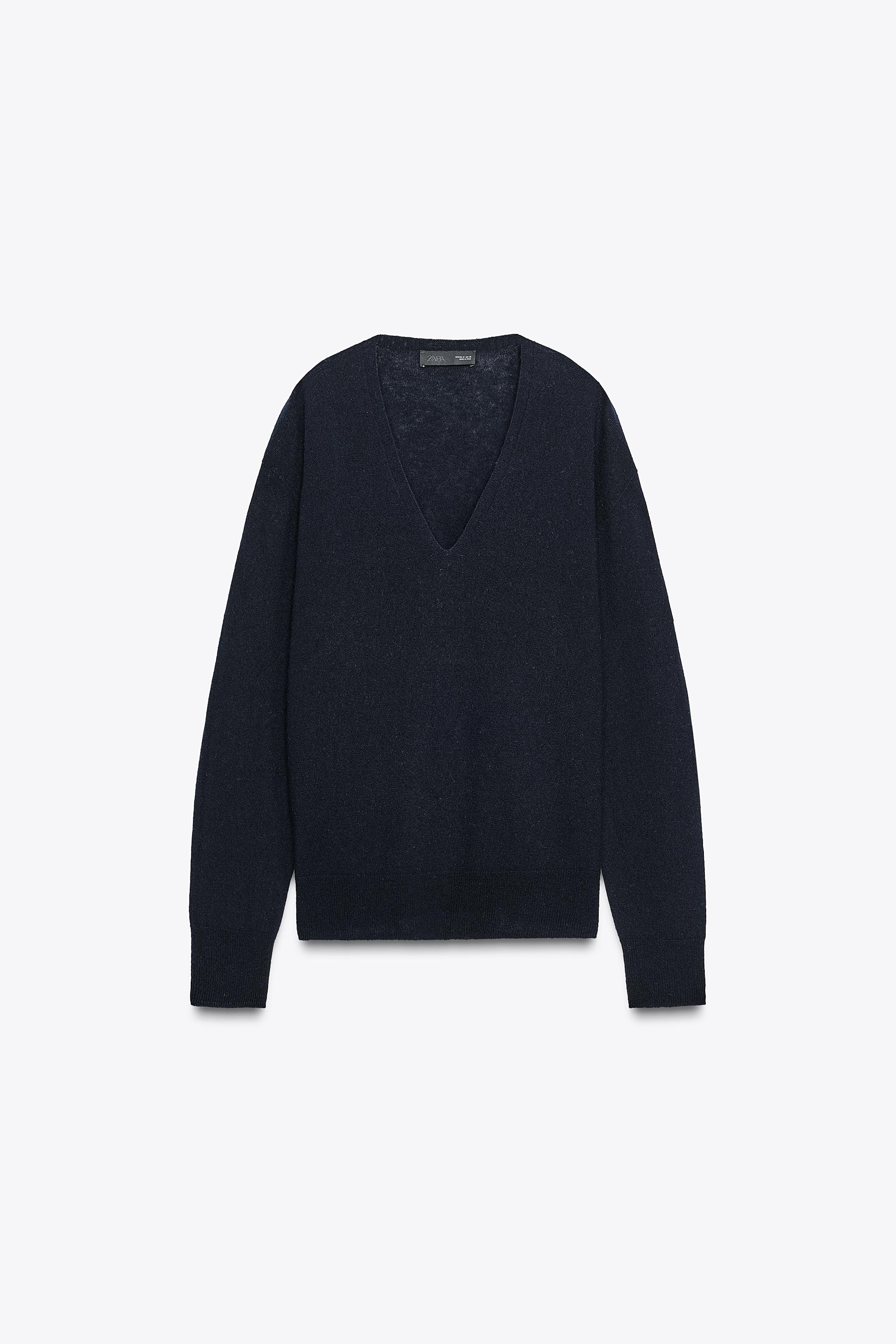 PULL 100 LAINE ULTRA DOUCE COL EN V Bleu marine ZARA France