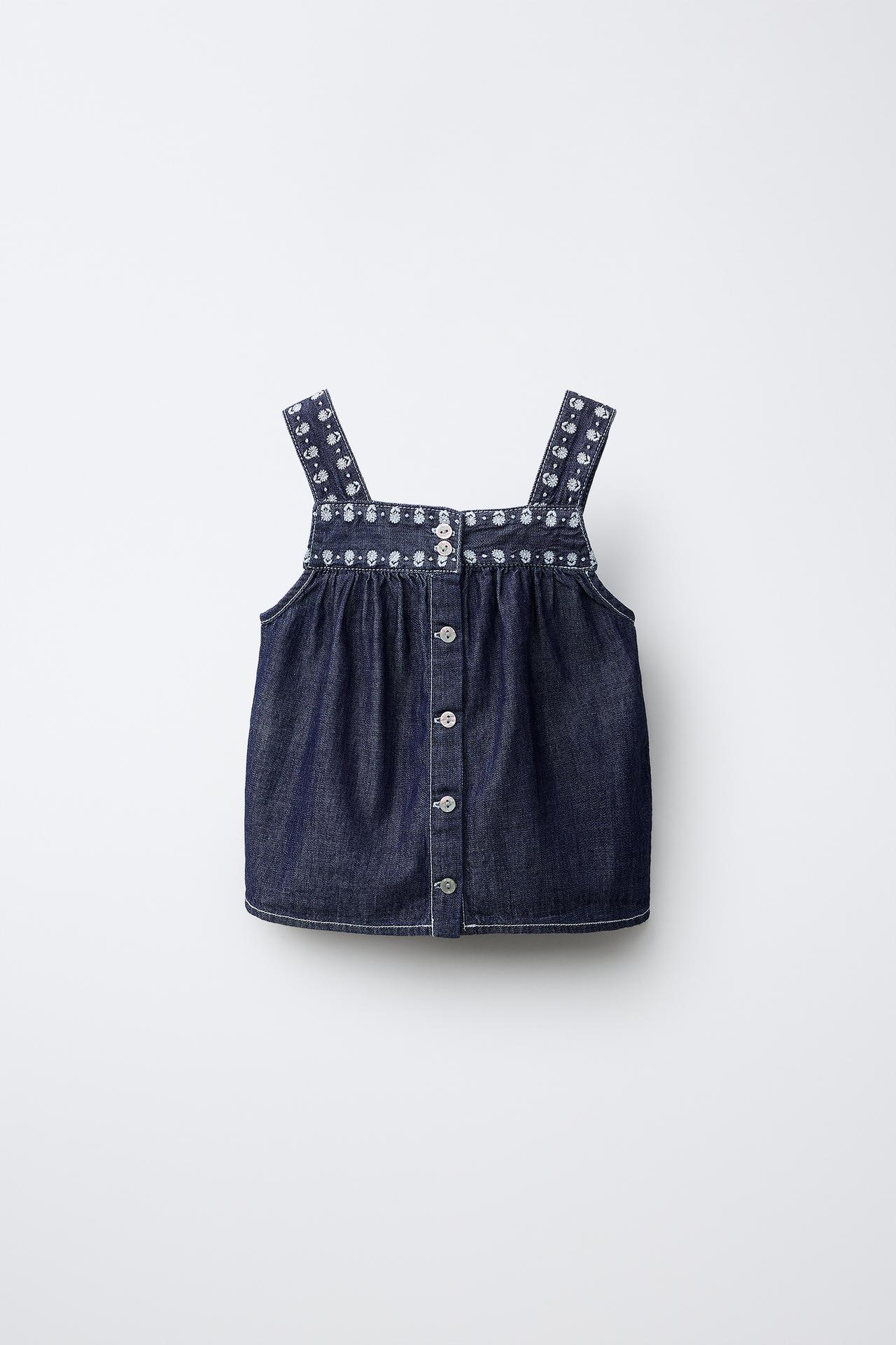 FLORAL EMBROIDERED FLOWY DENIM TOP — Blue