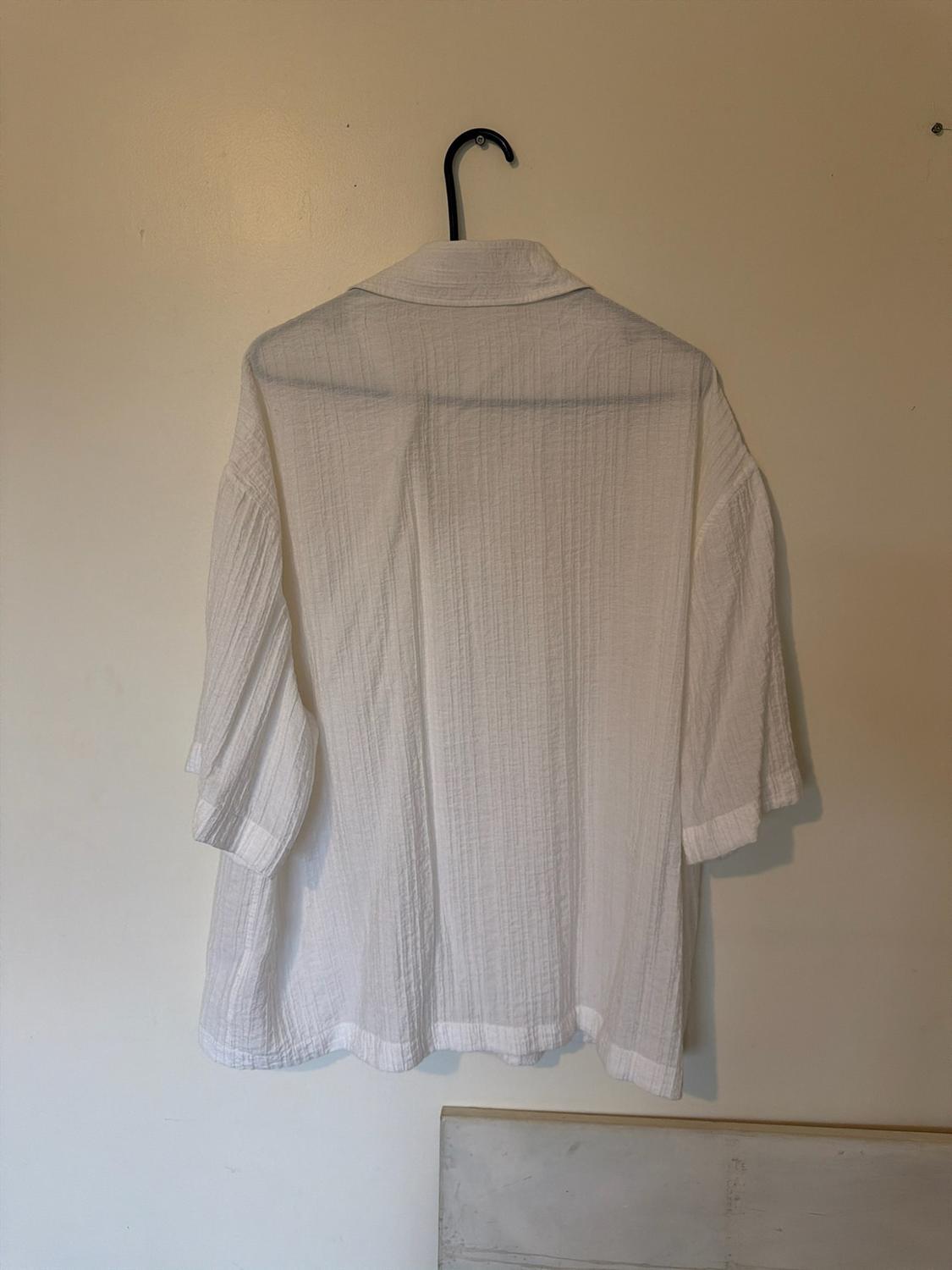 CAMISA ESTRUCTURA CON VISCOSA - Image 2