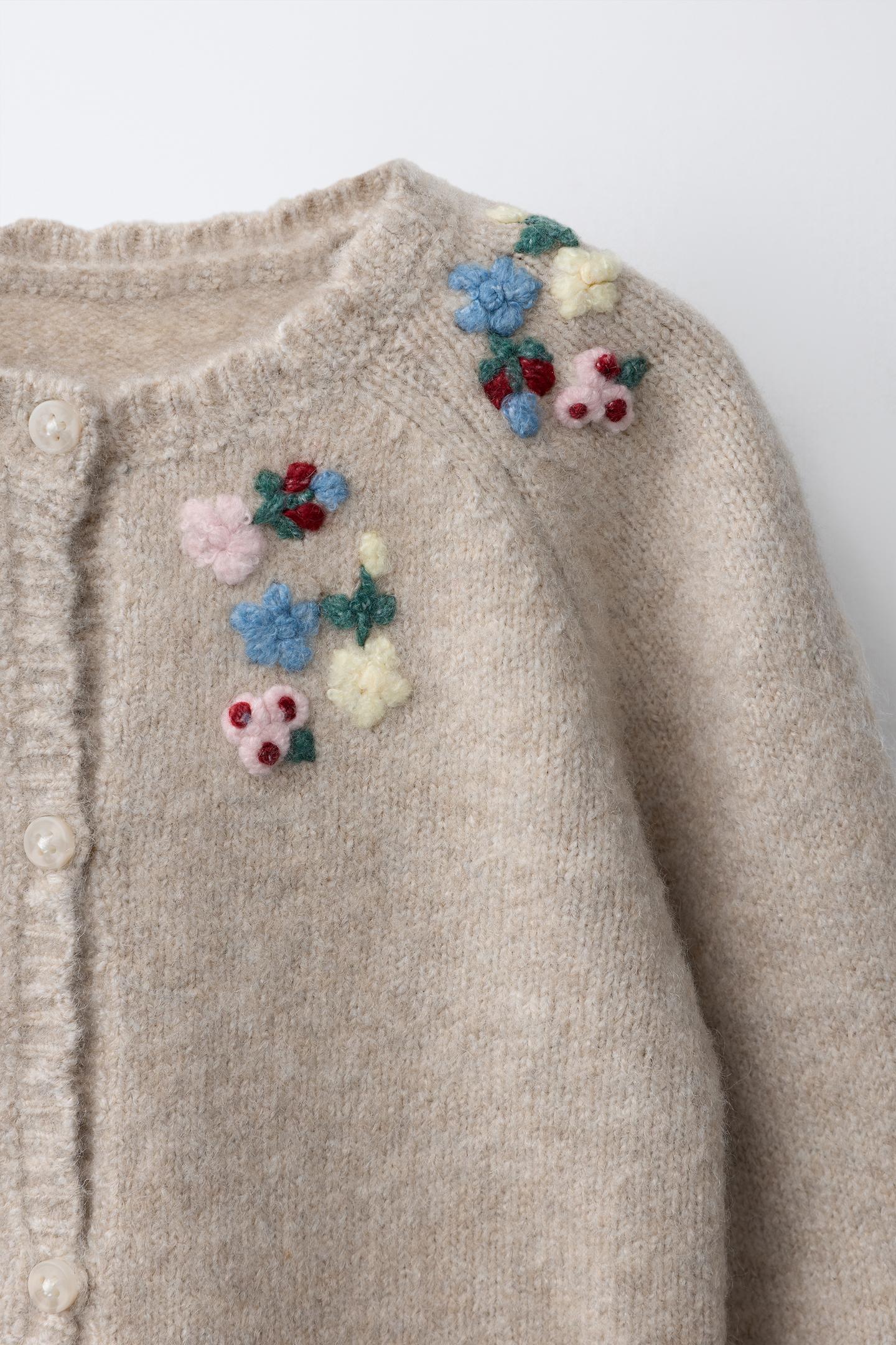 Детский свитер Zara Embroidered Flower Cardingan, цвет: Светлый бежевый — фото 3