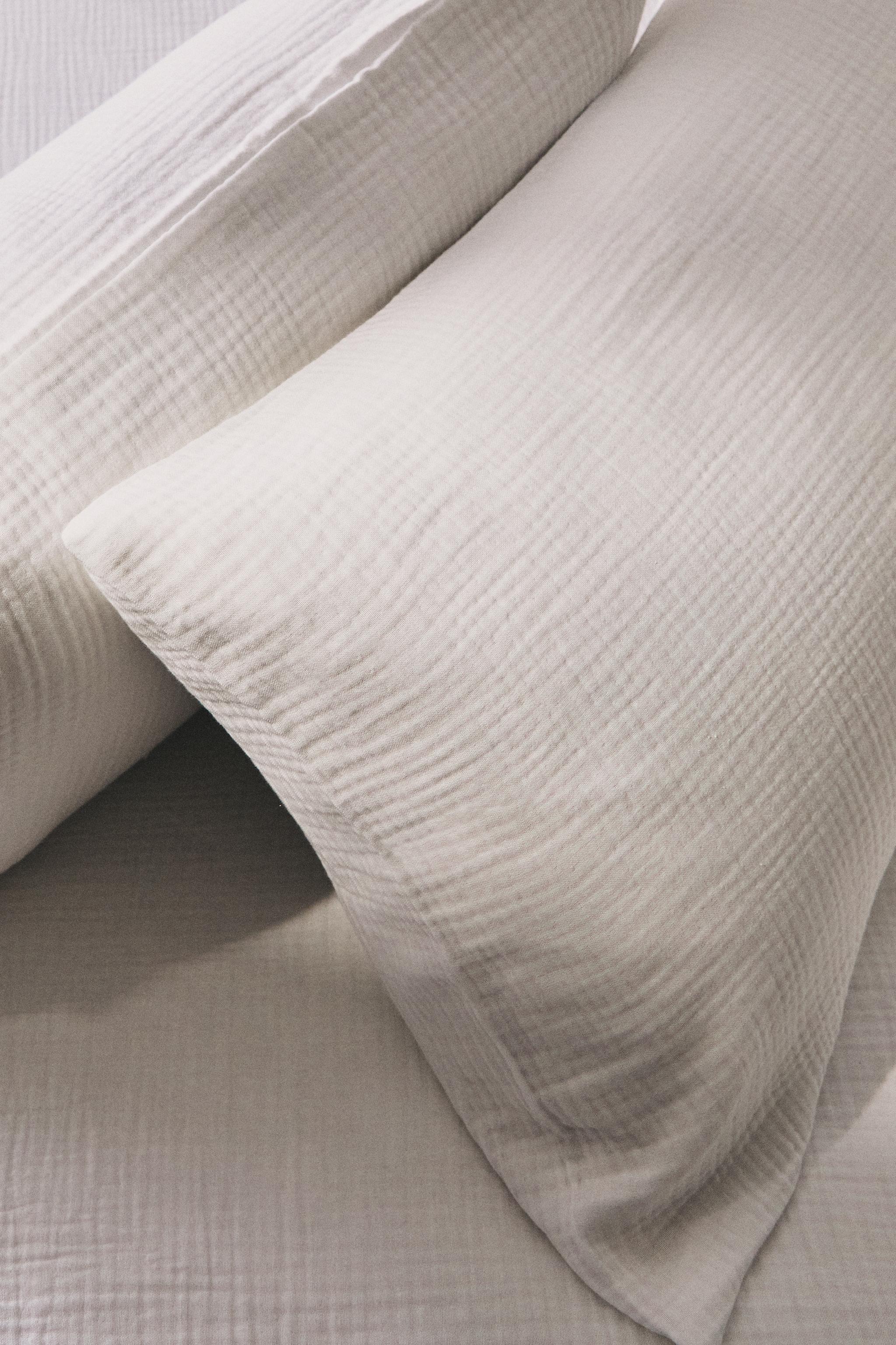 GAUZE PILLOWCASE