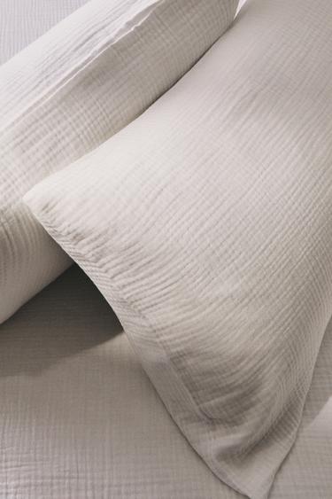GAUZE PILLOWCASE - White by Zara - Image 5