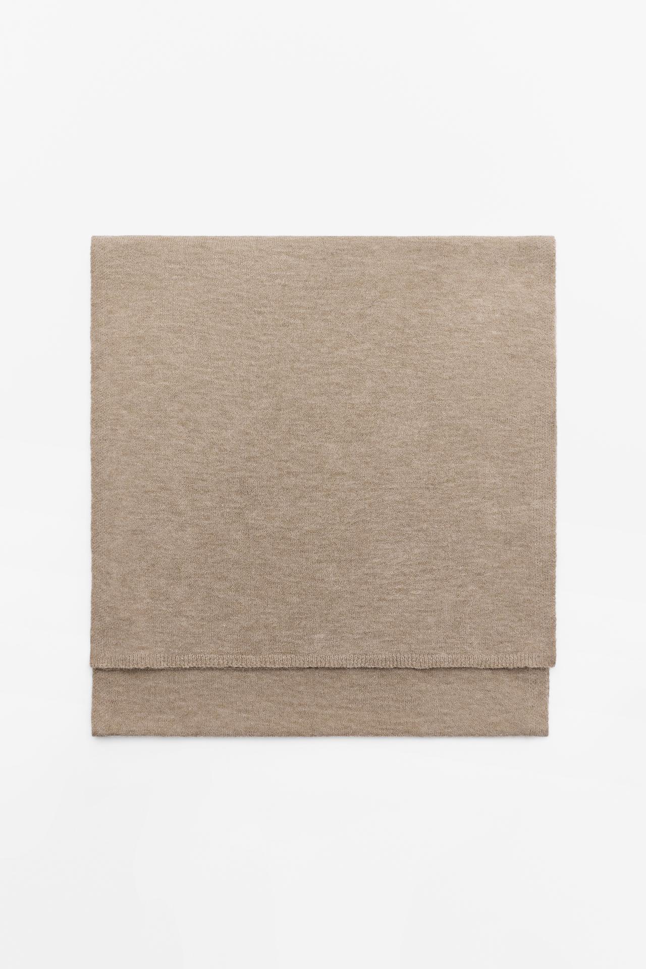 BASIC PLAIN SCARF — taupe brown