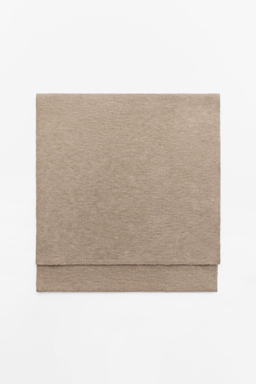 BASIC PLAIN SCARF