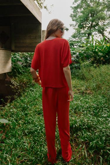 TOP RUSTIQUE À MANCHES CAPE - Rouge de Zara - Image 4