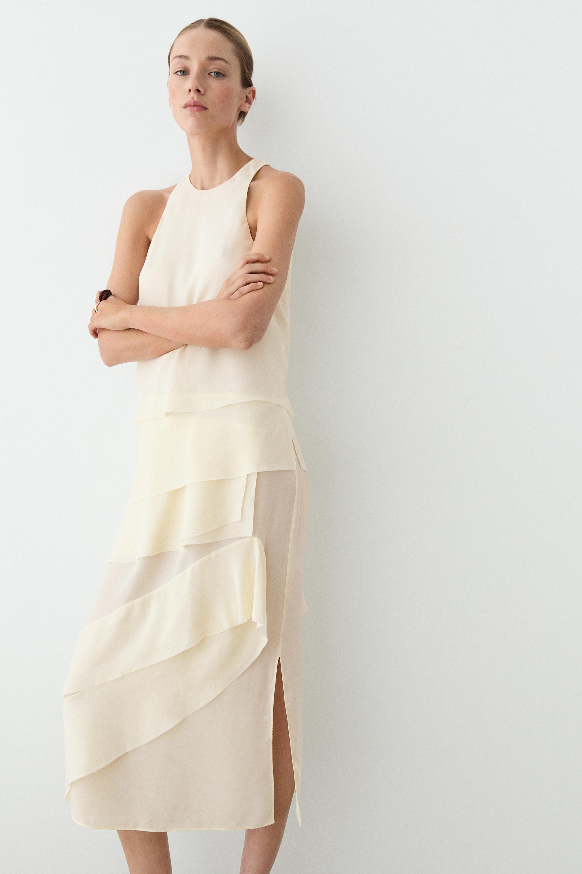 Flowing midi dress with ruffles — Ecru