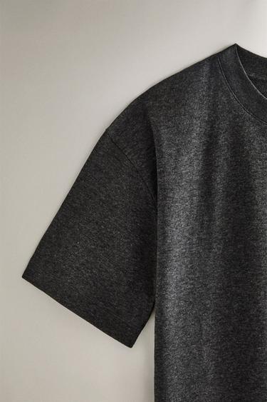 T-SHIRT MANCHES COURTES DROIT - Gris foncé de Zara - Image 2