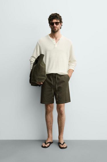 COTTON/LYOCELL REGULAR FIT BERMUDA SHORTS - Dark khaki by Zara