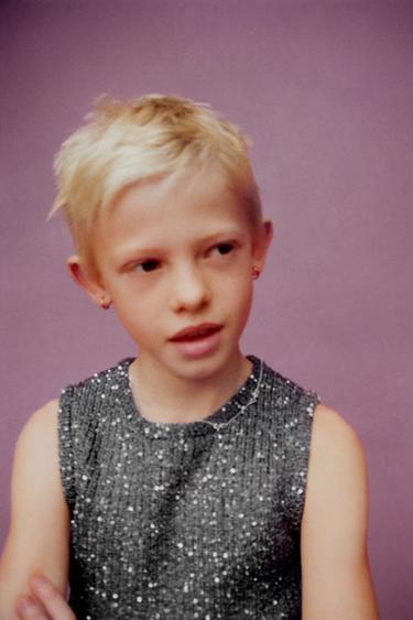 TOP PUNTO LENTEJUELAS - Gris de Zara