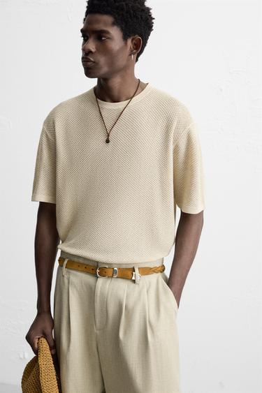 T-SHIRT EN MAILLE STRUCTURÉE - Écru de Zara - Image 5