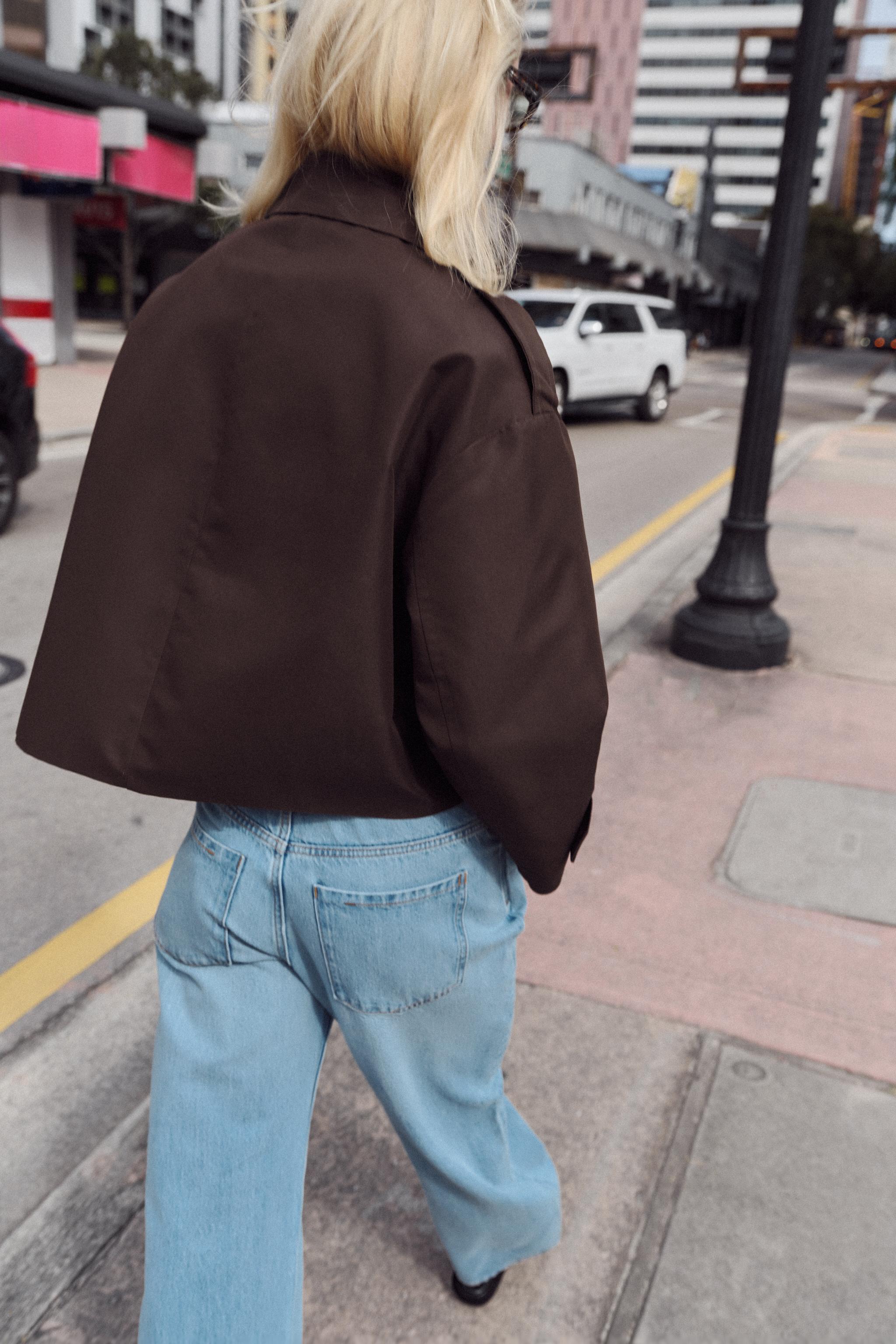 ショートダブルブレストトレンチコート - ブラウン | ZARA Japan / 日本