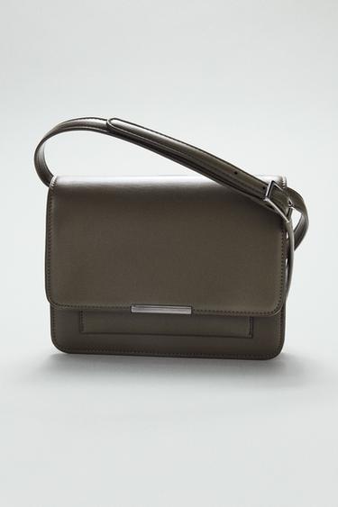 Zara TORBA ZA NOŠENJE PREKO RAMENA I TELA SA METALNIM DETALJEM – Siva