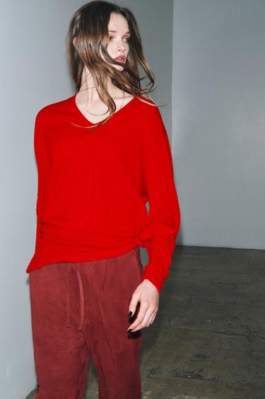 100% EXTRA-SOFT WOOL V-NECK JUMPER - Red by Zara - Image 3