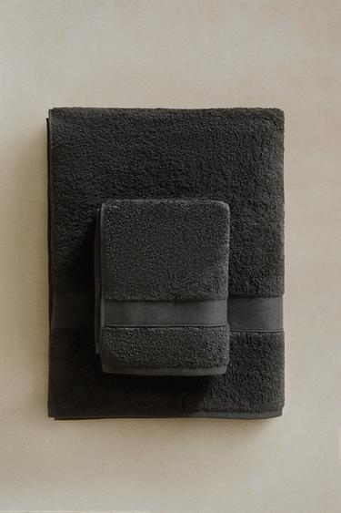 SERVIETTE DE BAIN COTON PREMIUM (600 g/m²) - Noir de Zara