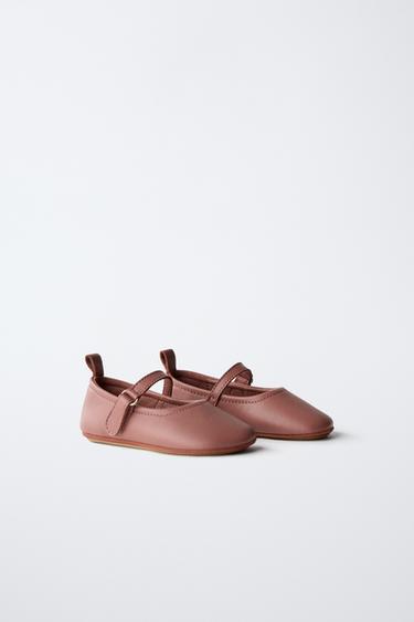 LEATHER BALLERINAS - Pink by Zara