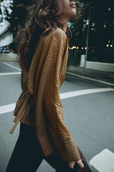CAMISA CINTURÓN BOTONES - Khaki de Zara