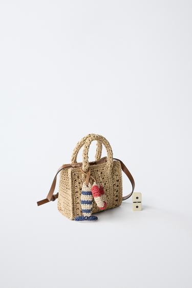 SAC BANDOULIÈRE EN RAFIA AVEC BRELOQUES MARINES - Blanc écru de Zara - Image 5