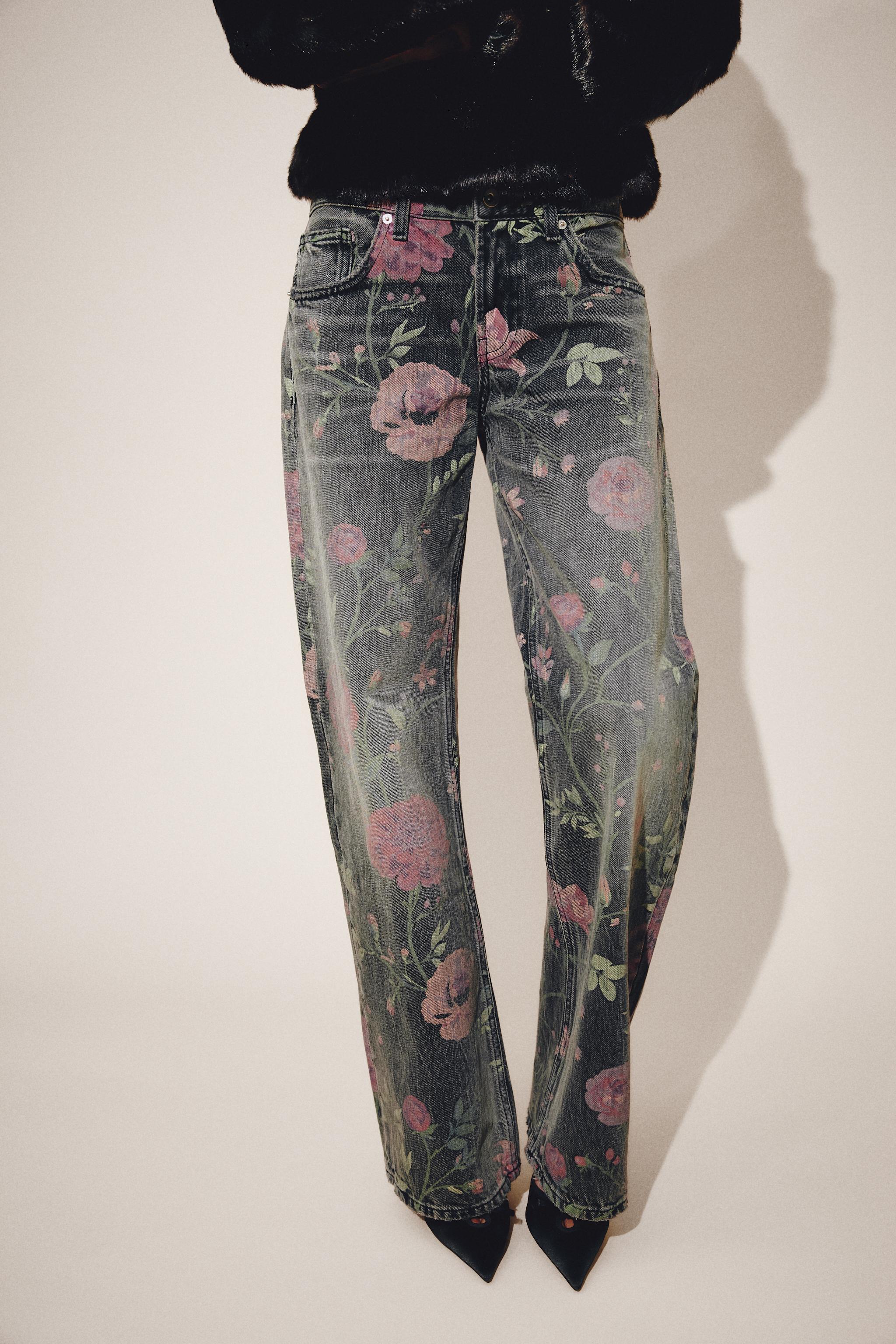 jeans loose fit taille basse à fleurs trf