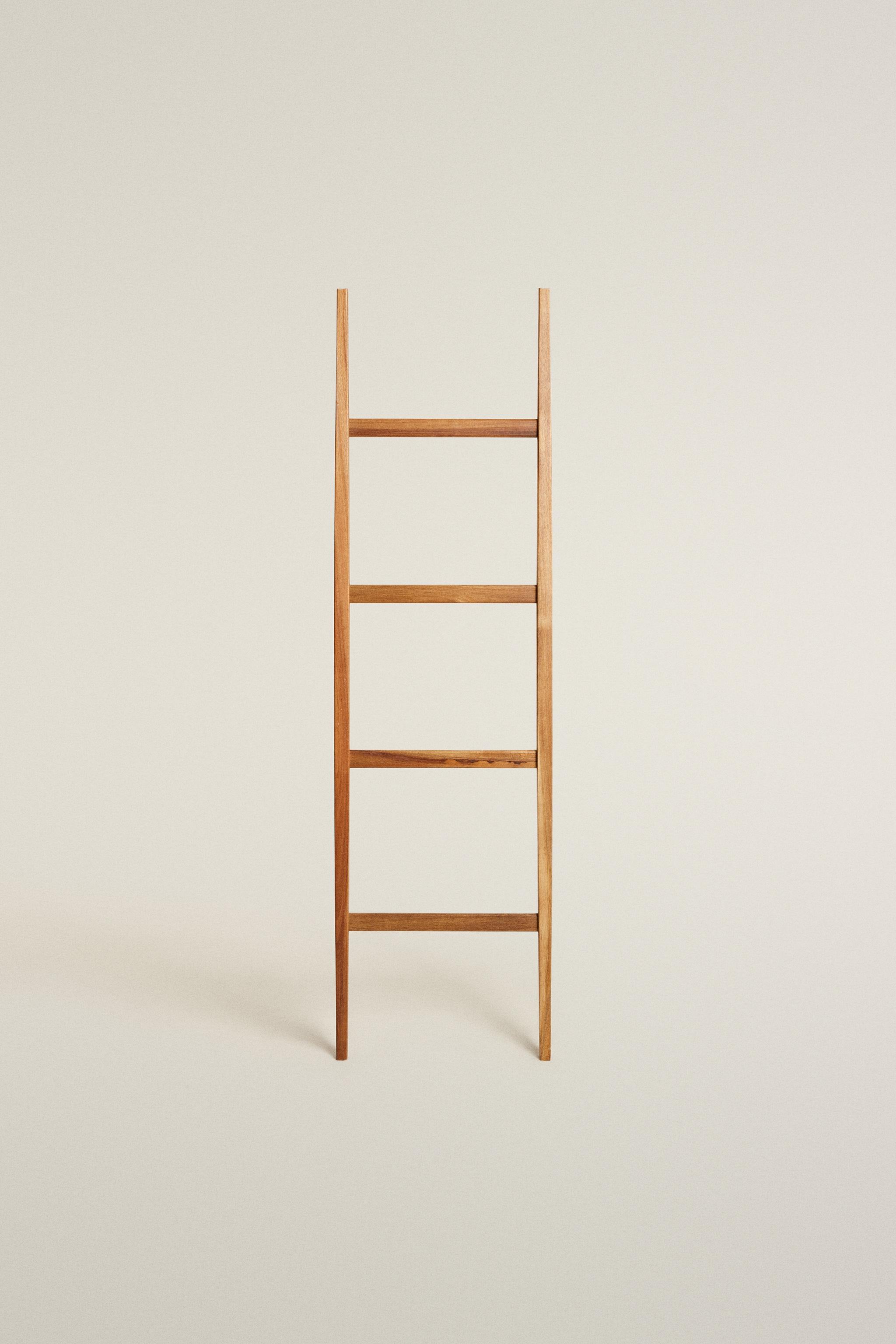 ACACIA TOWEL RACK