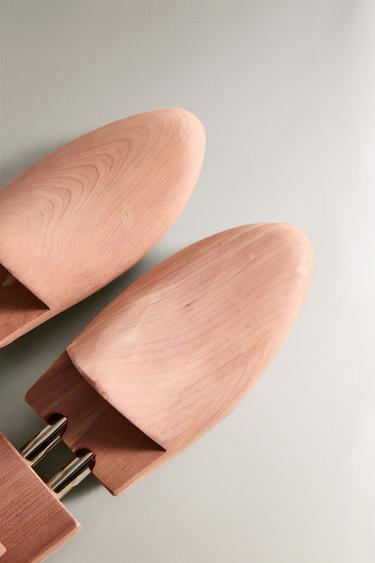 WOODEN SHOE FORM SET - Light beige by Zara - Image 2