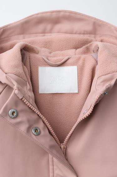BLOUSON GOMMÉ DÉPERLANT - Rose de Zara - Image 2
