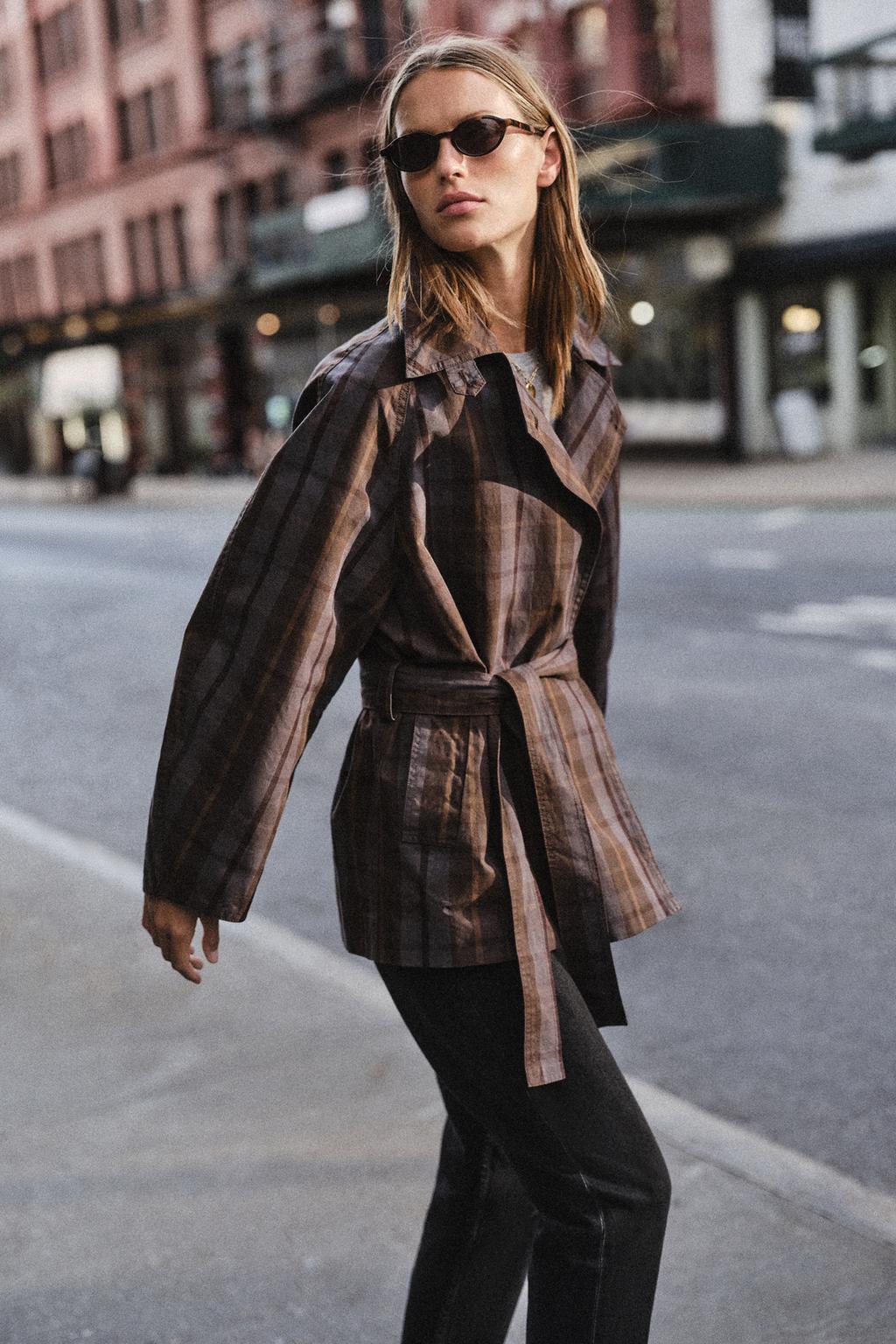 BELTED CHECK TRENCH COAT