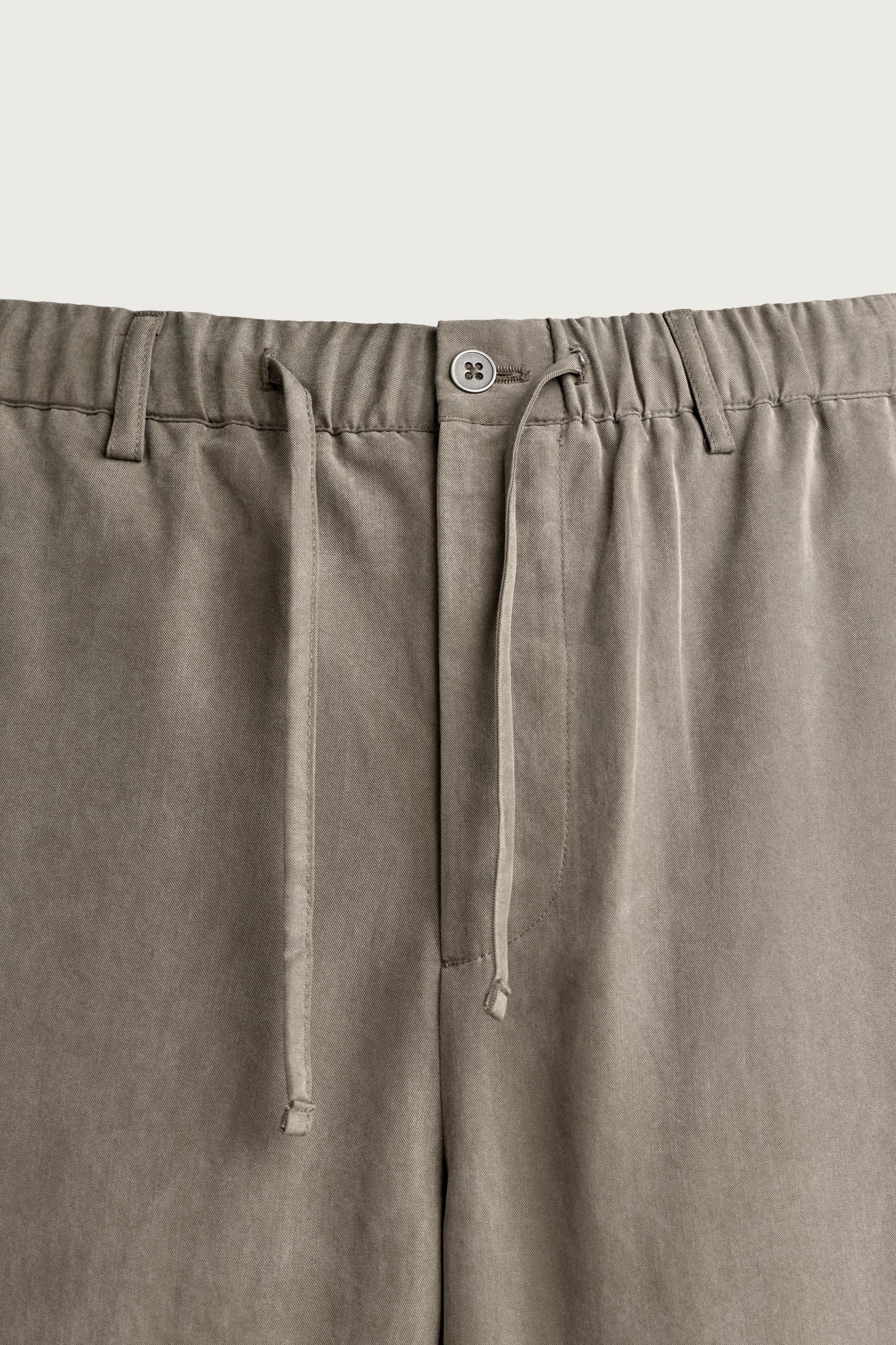 Мужские брюки Zara RELAXED FIT FLUID TROUSERS — фото 8