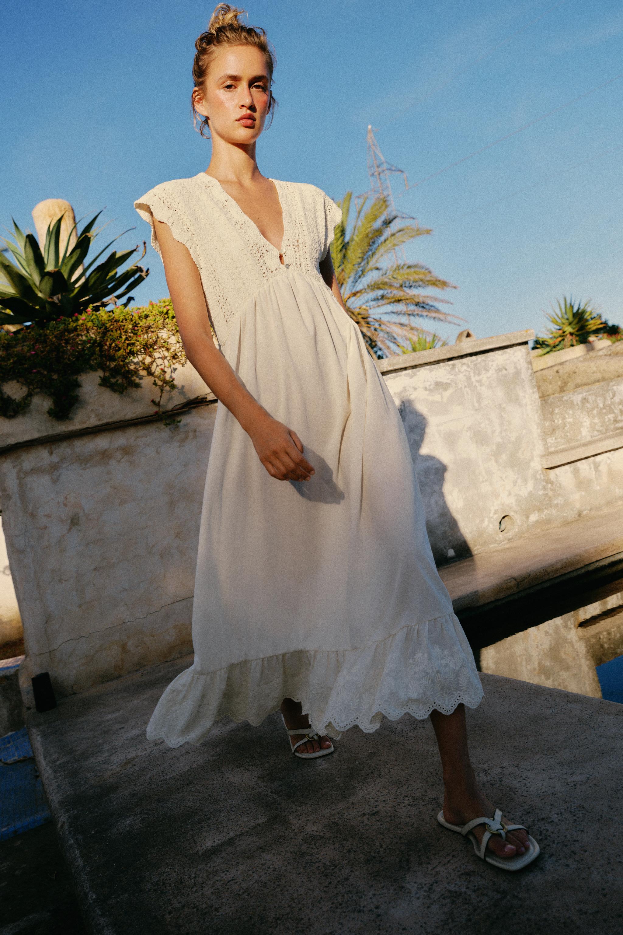 COMBINATION KNIT DRESS