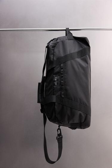 SPORTS DUFFLE BAG - Black by Zara