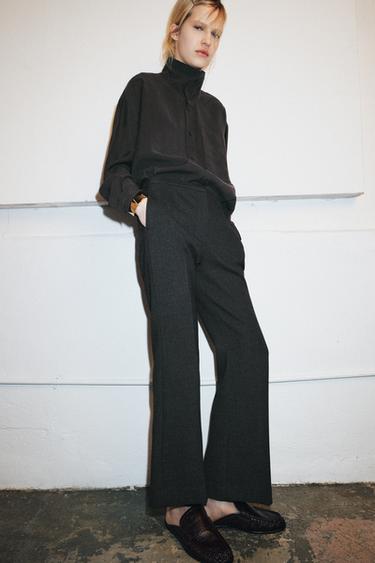 PANTALÓN CROPPED FLARE ZW COLLECTION - Gris oscuro de Zara