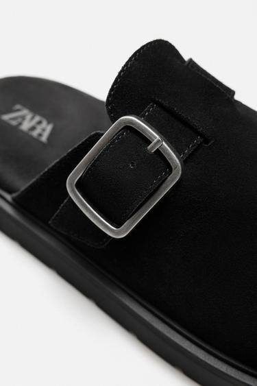 SABOTS EN CUIR À BOUCLE - Noir de Zara - Image 2