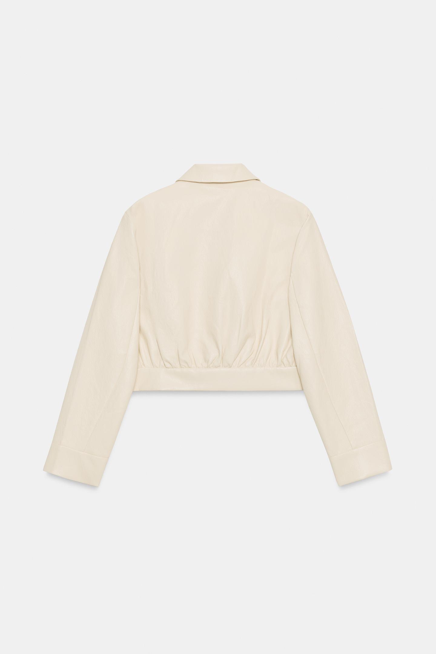 Женская рубашка Zara Cropped Leather-Effect Shoulder-Pad, цвет: Экрю — фото 9