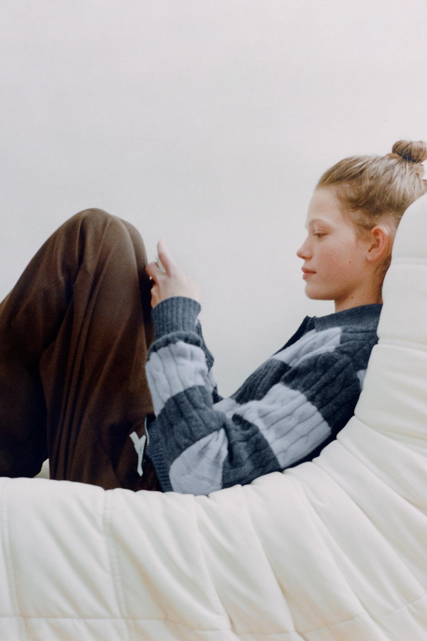 PULL POLO EN MAILLES À RAYURES ET TORSADES