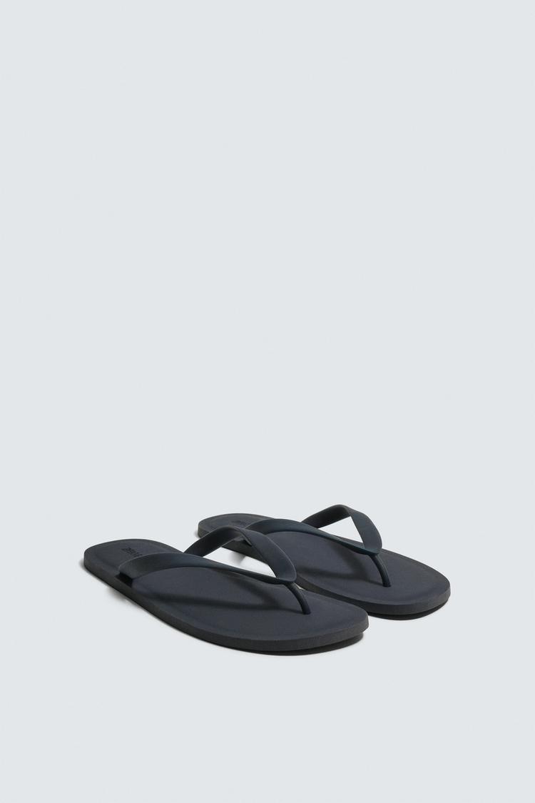 ZARA STRAPPY SANDALS