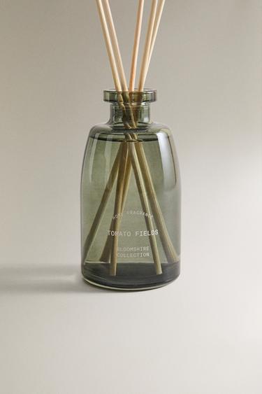 (240 ML) DIFFUSEUR À BÂTONNETS TOMATO FIELDS - ROUGE de Zara - Image 2