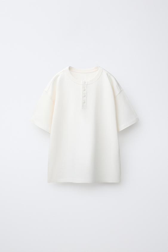 POLO COM DECOTE DE BOTÕES - Cru da Zara - Imagem 0