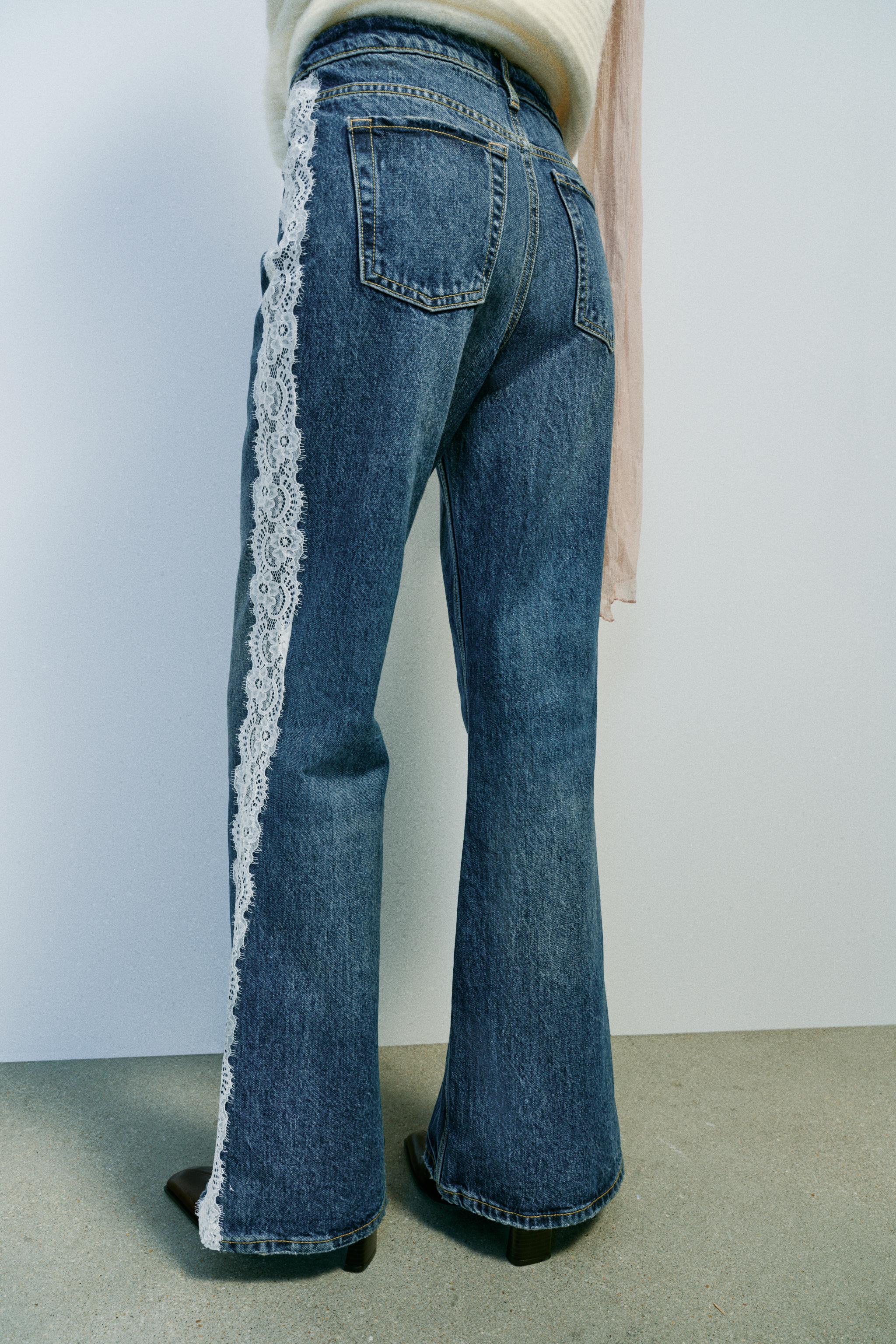 JEANS Z1975 BOOTCUT TAILLE HAUTE DENTELLE LATÉRALE