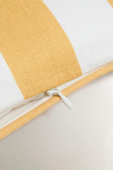 STRIPED SEAT CUSHION - striped by Zara - Image 2