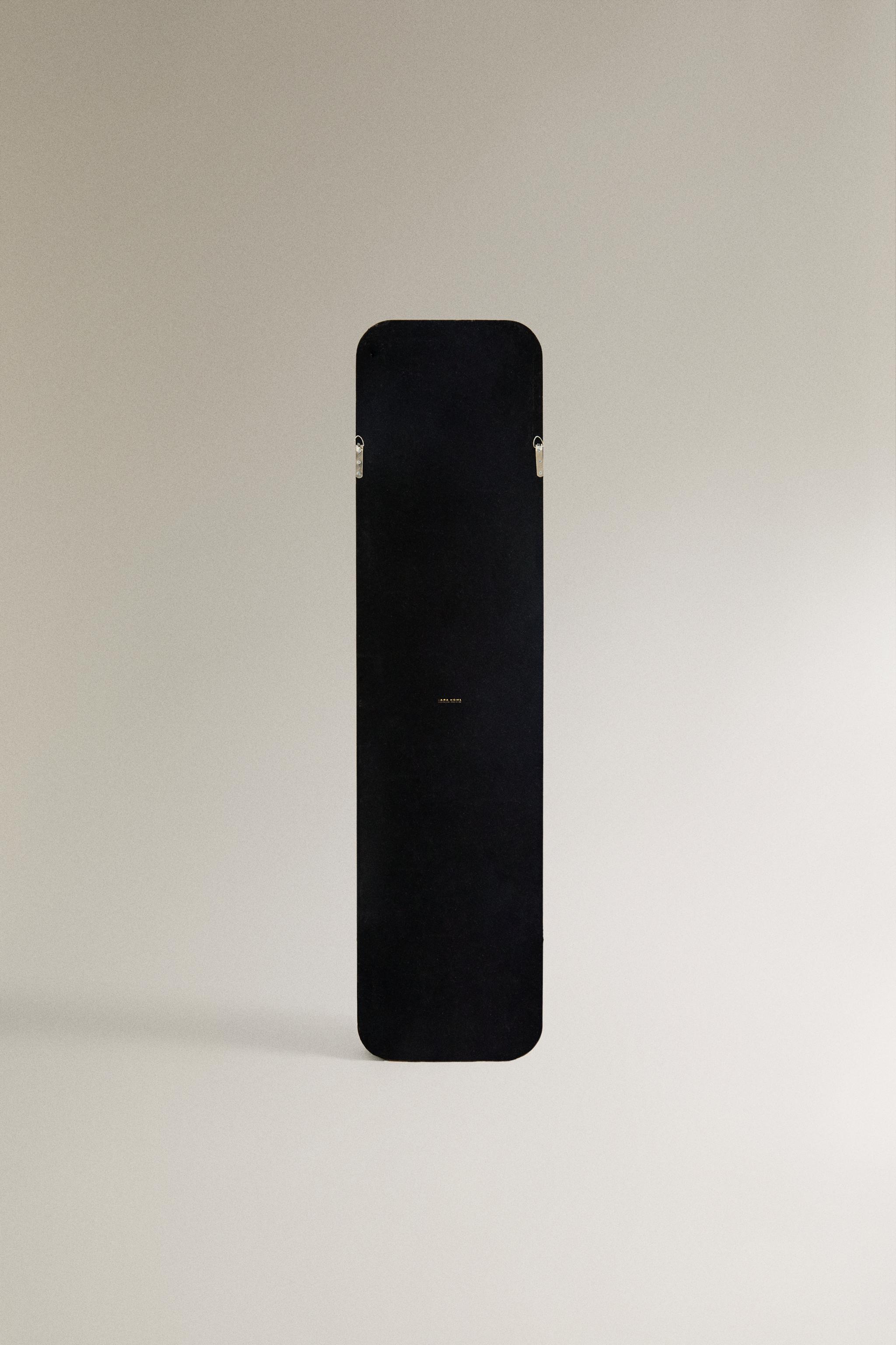 ROUND BORDER HANGING FULL LENGTH MIRROR