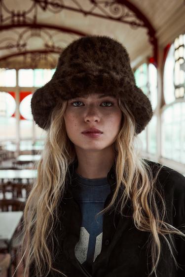 ANIMAL PRINT FAUX FUR BUCKET HAT - Leopard by Zara - Image 0