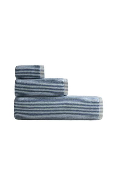 STRIPED COTTON BATH TOWEL - dusty blue by Zara